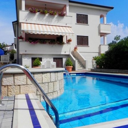 Apartments Villa Mirjam Porec Ngoại thất bức ảnh