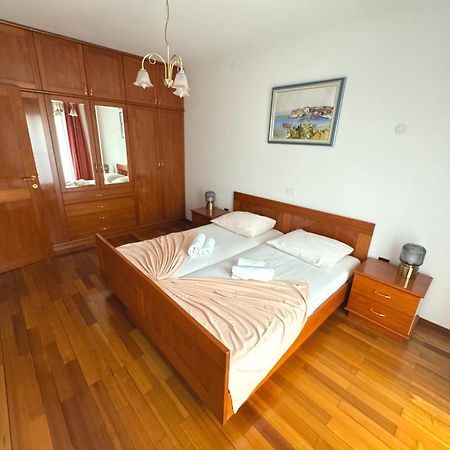 Apartments Villa Mirjam Porec Ngoại thất bức ảnh