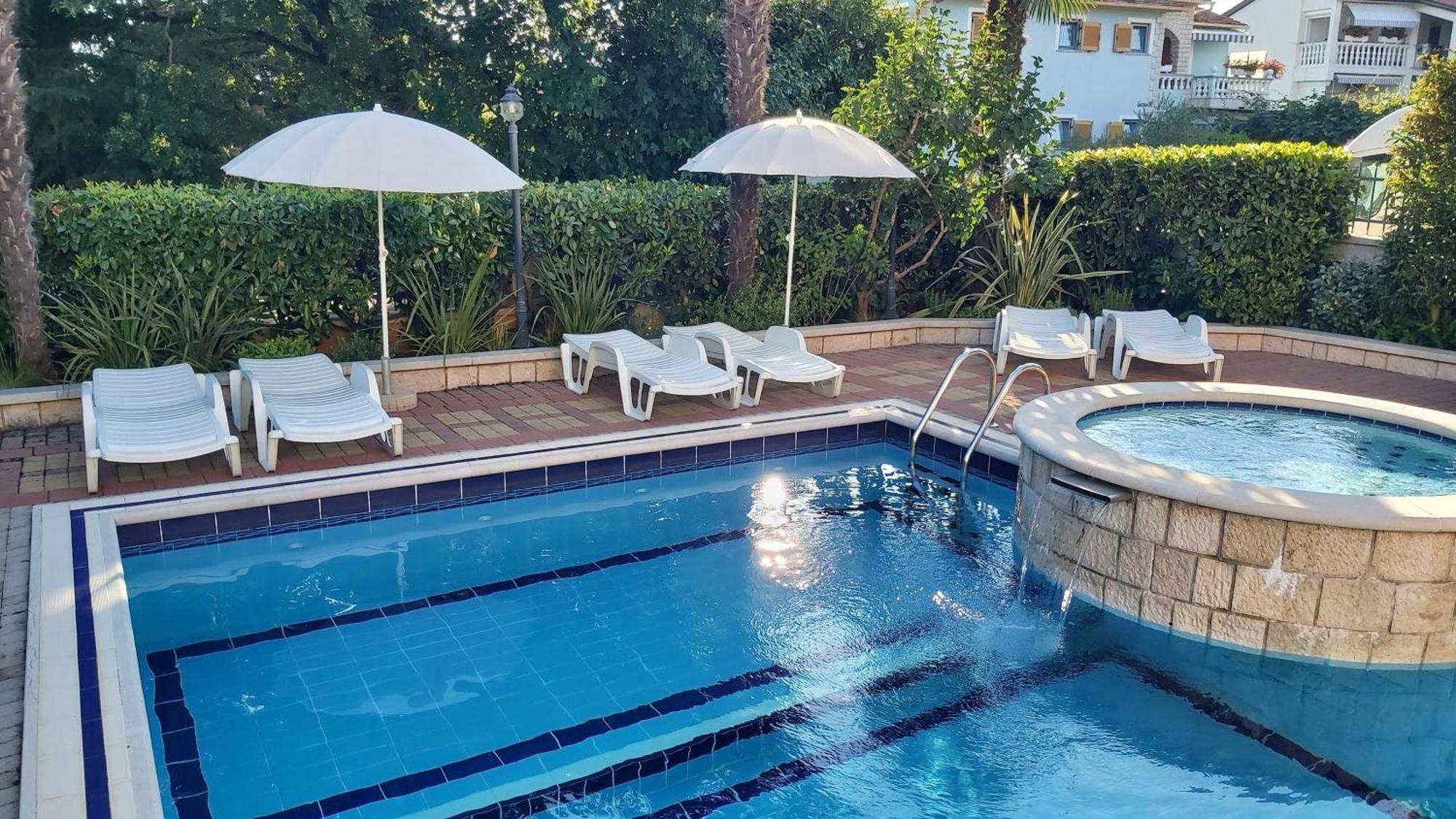 Apartments Villa Mirjam Porec Ngoại thất bức ảnh